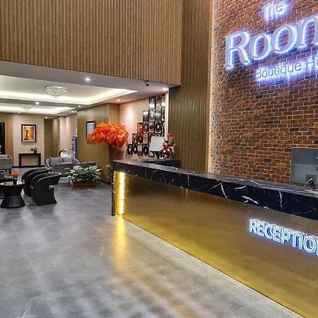The Room Boutique Hotel محافظة ساكون ناخون المظهر الخارجي الصورة