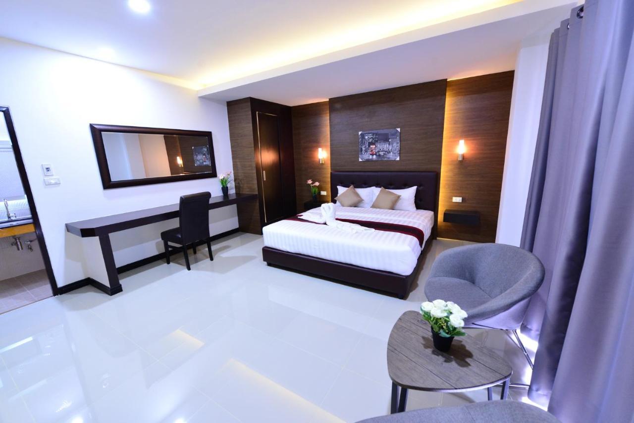 The Room Boutique Hotel محافظة ساكون ناخون المظهر الخارجي الصورة