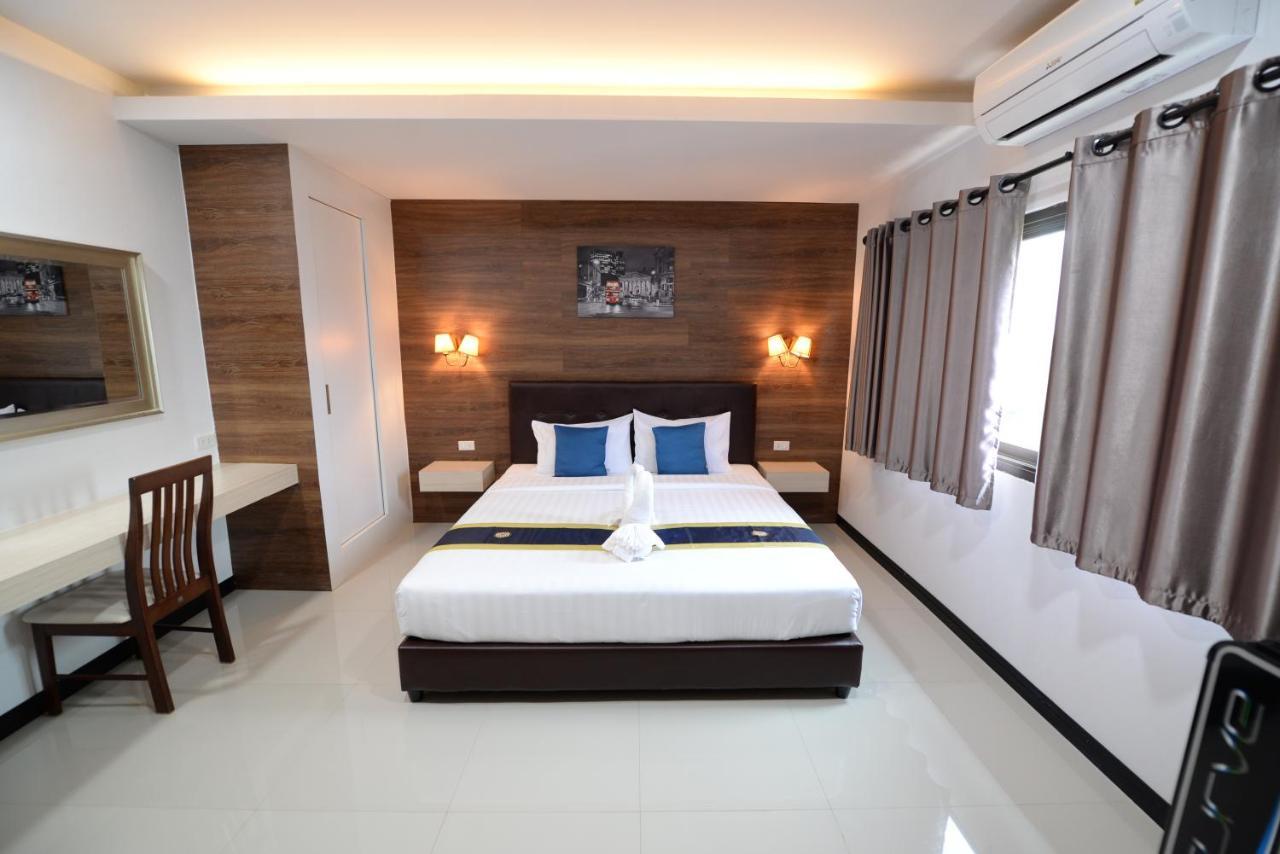 The Room Boutique Hotel محافظة ساكون ناخون المظهر الخارجي الصورة