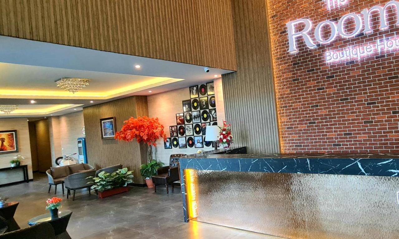 The Room Boutique Hotel محافظة ساكون ناخون المظهر الخارجي الصورة
