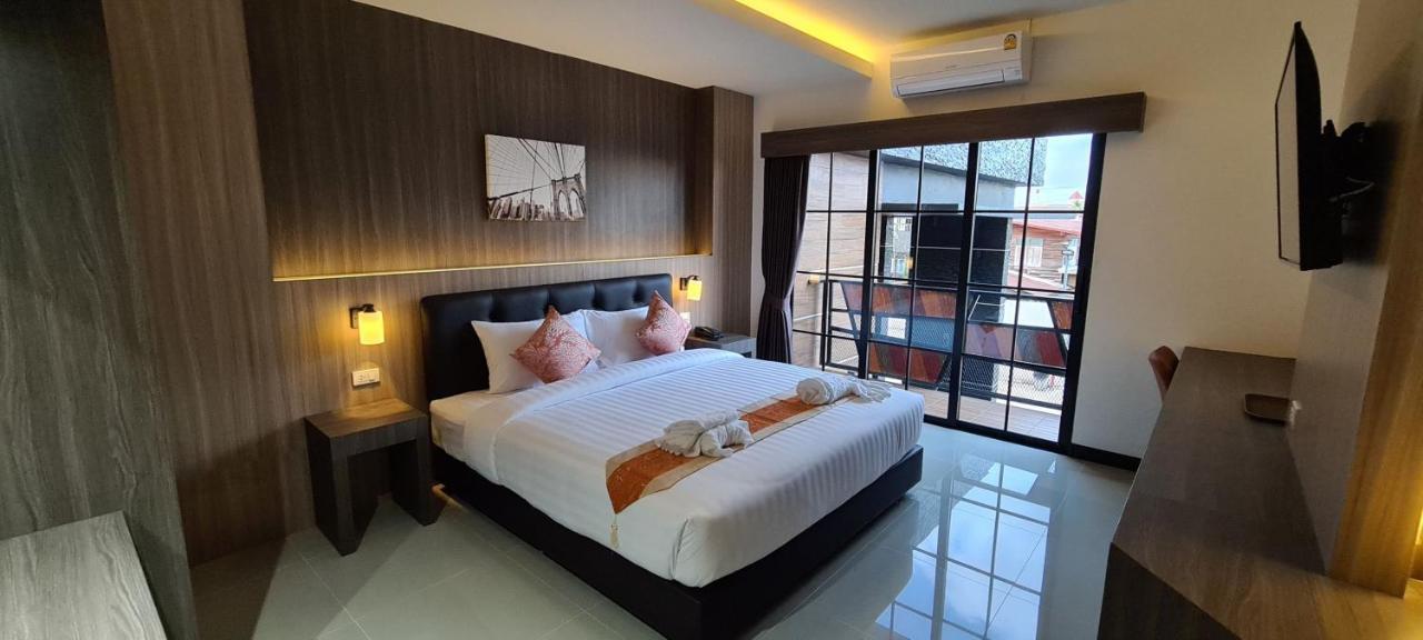The Room Boutique Hotel محافظة ساكون ناخون المظهر الخارجي الصورة
