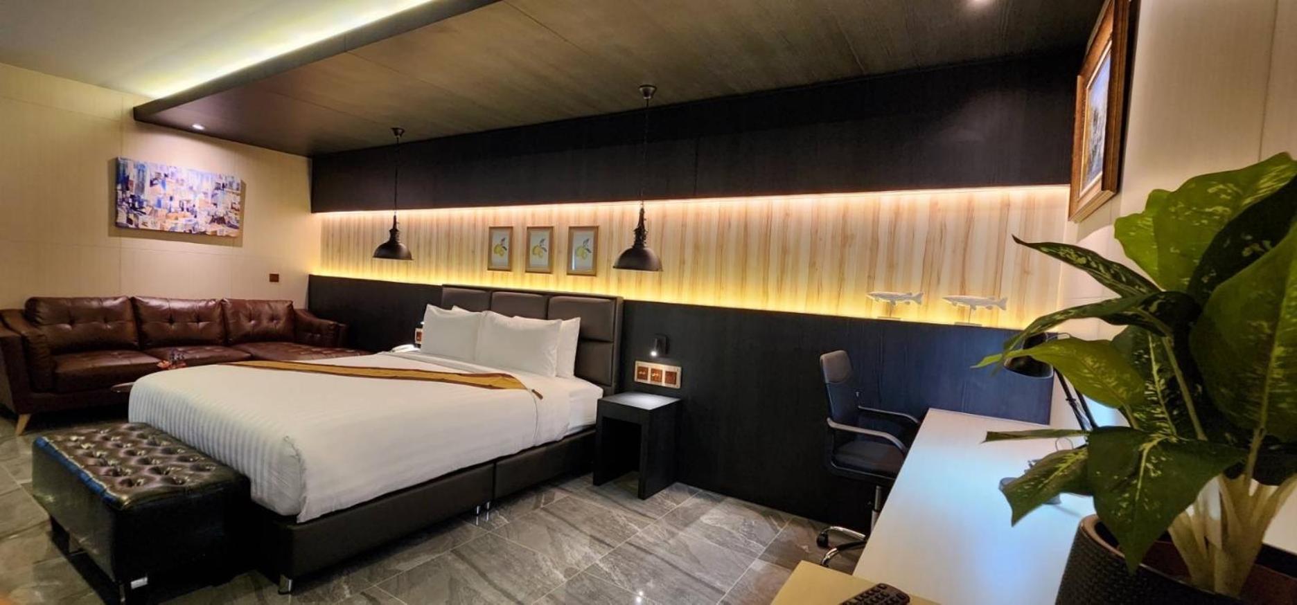 The Room Boutique Hotel محافظة ساكون ناخون المظهر الخارجي الصورة